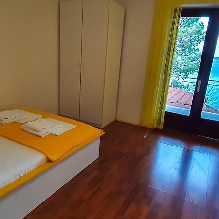 Apartment Buco สตารีกราด-ปาเคลนีซา ภายนอก รูปภาพ