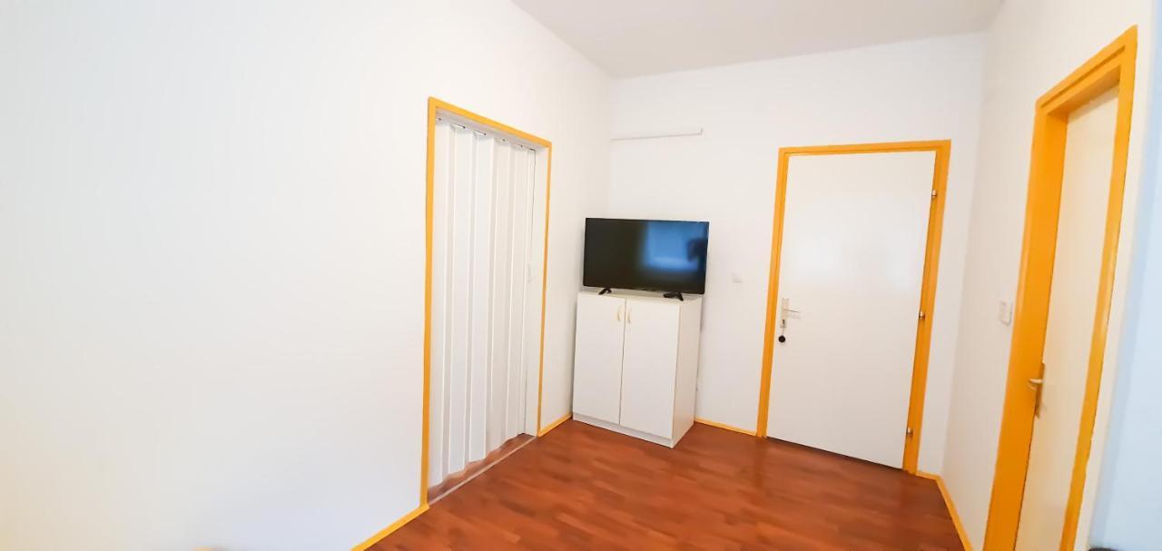 Apartment Buco สตารีกราด-ปาเคลนีซา ภายนอก รูปภาพ
