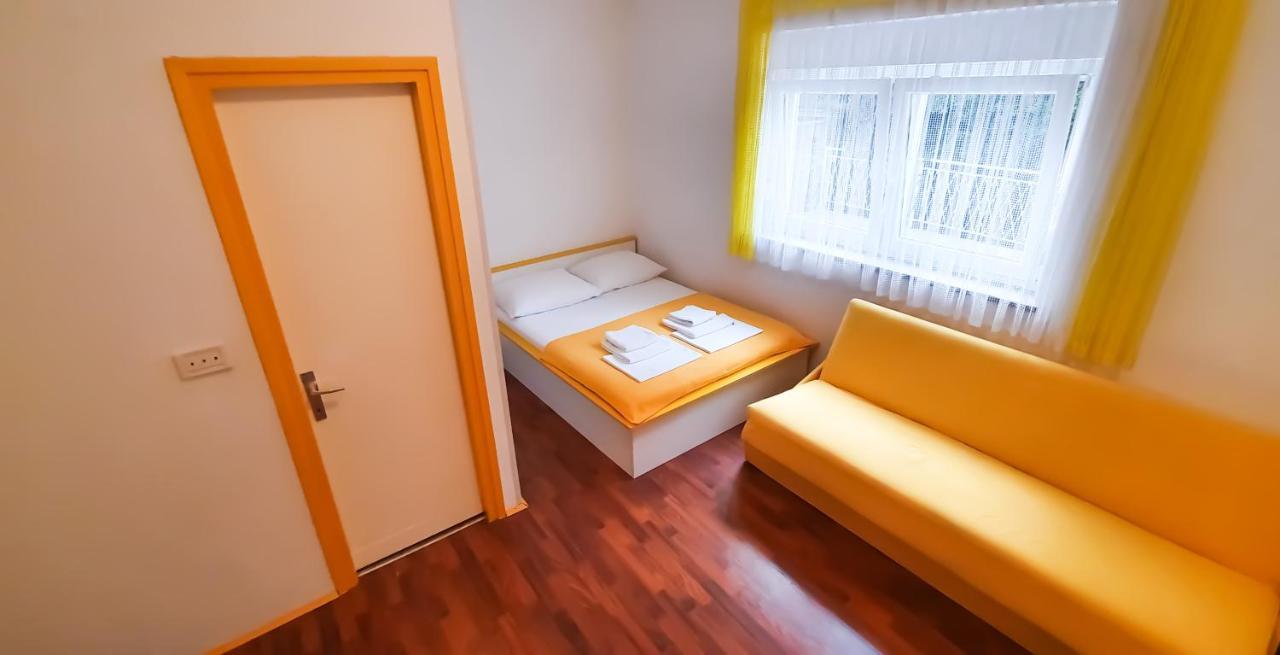 Apartment Buco สตารีกราด-ปาเคลนีซา ภายนอก รูปภาพ